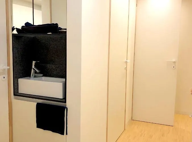 Desk Dawn شقة خنت